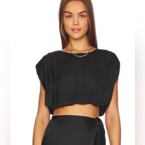 ASTR  Black Textured bold shoulder crop Top size XL
